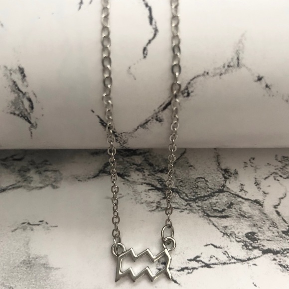 Aquarius Horoscope Sign Pendant Necklace Silver - Picture 1 of 8